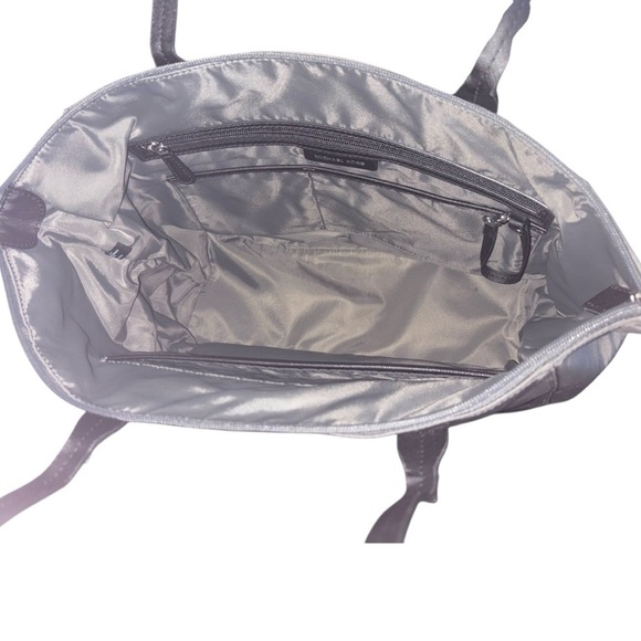 MICHAEL Michael Kors Kelsey Large Nylon Tote Bag - Picture 8 of 14